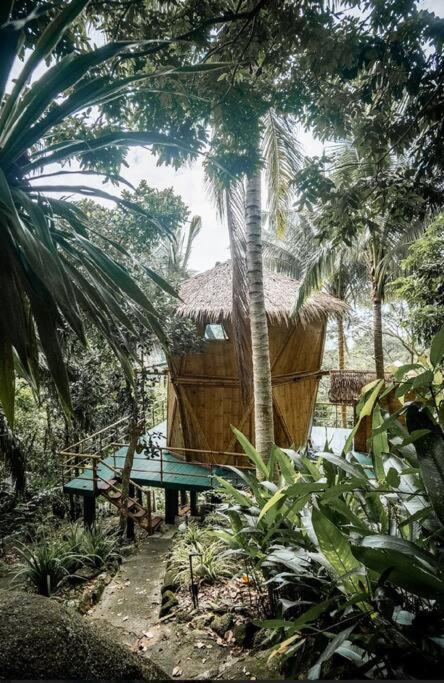 Leela Garden Bamboolove Vakantiehuis