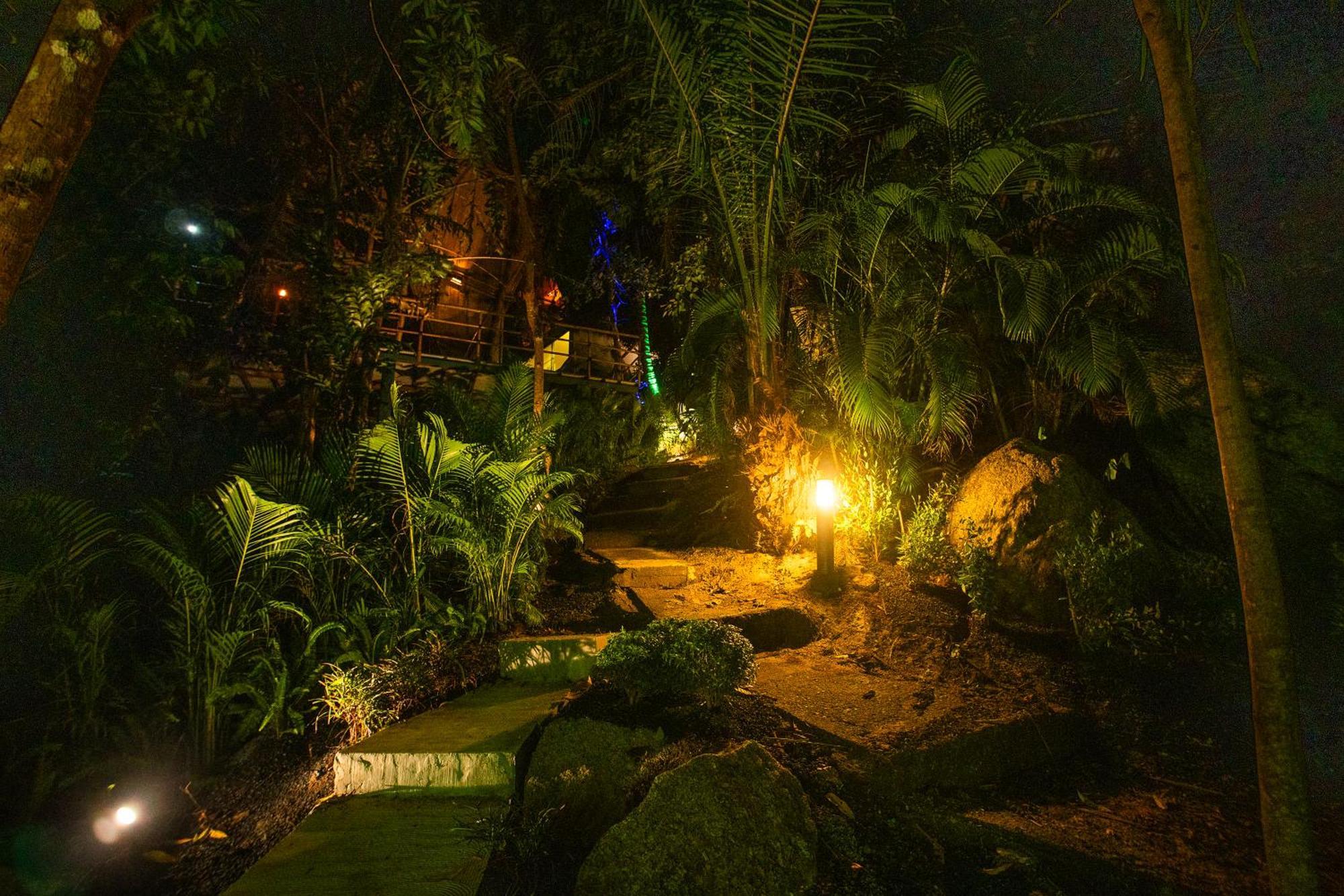 Leela Garden Bamboolove Vakantiehuis Baan Tai